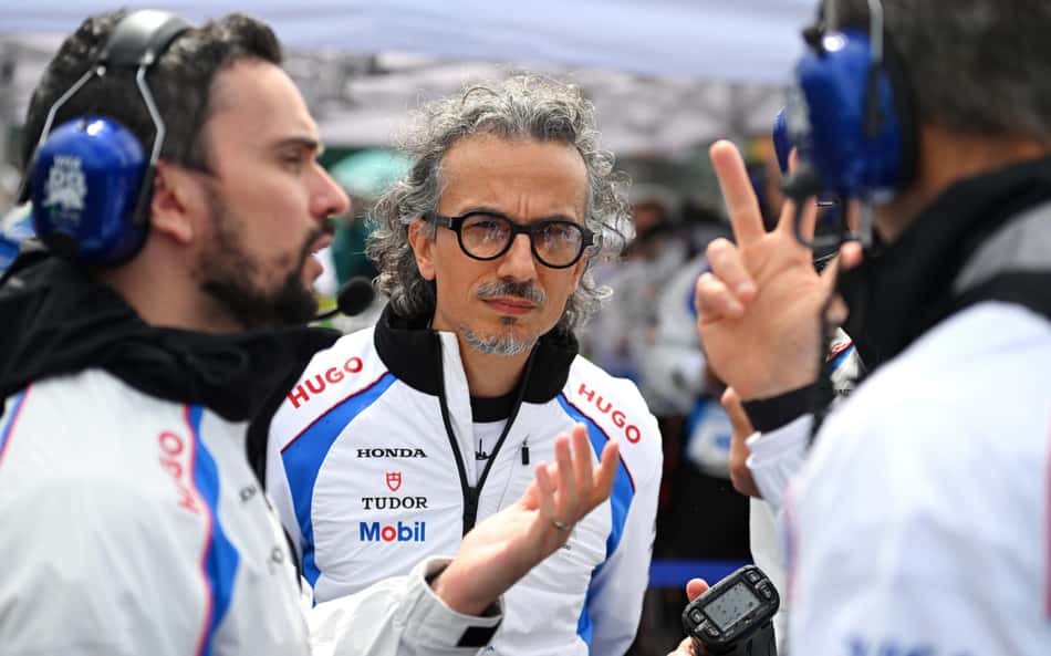 Novo na Red Bull, Laurent Mekies era o chefe de equipe da Racing Bulls na F1 (Foto: Rudy Carezzevoli/Getty Images/Red Bull Content Pool)