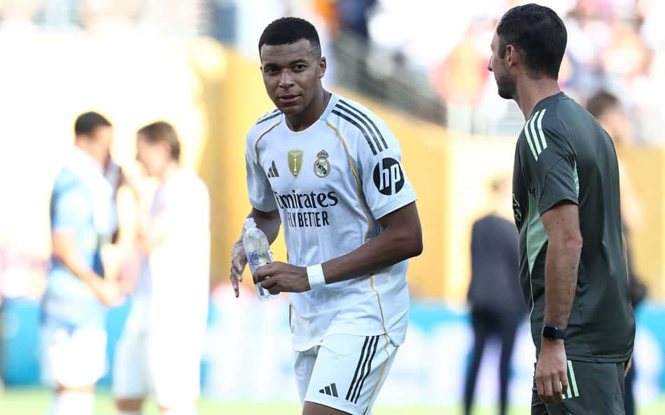 Conheça o 'responsável' inusitado pela ausência de Mbappé nos primeiros jogos do Mundial