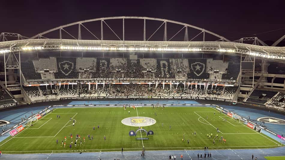 Nilton Santos recebe Botafogo x Corinthians