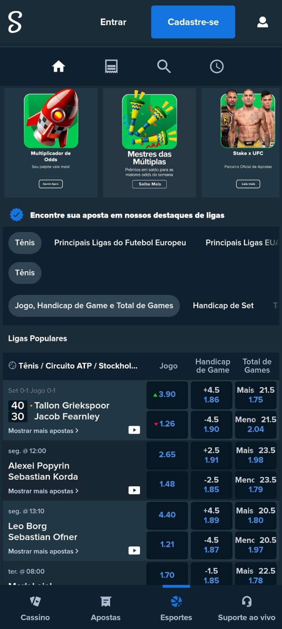 Captura de tela da página "Esportes" no aplicativo da Stake com ligas populares ao vivo.