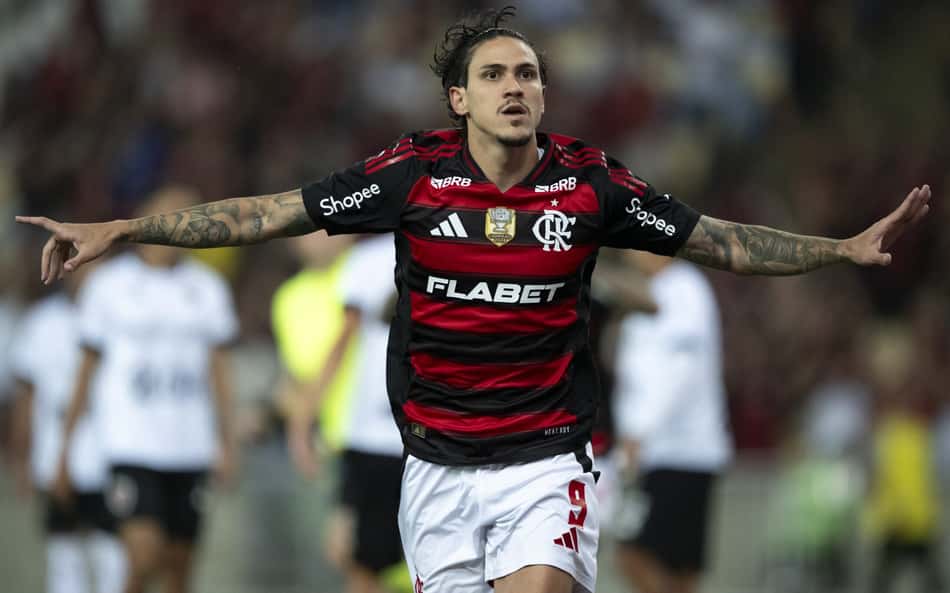 Flamengo se posiciona sobre possível venda de Pedro