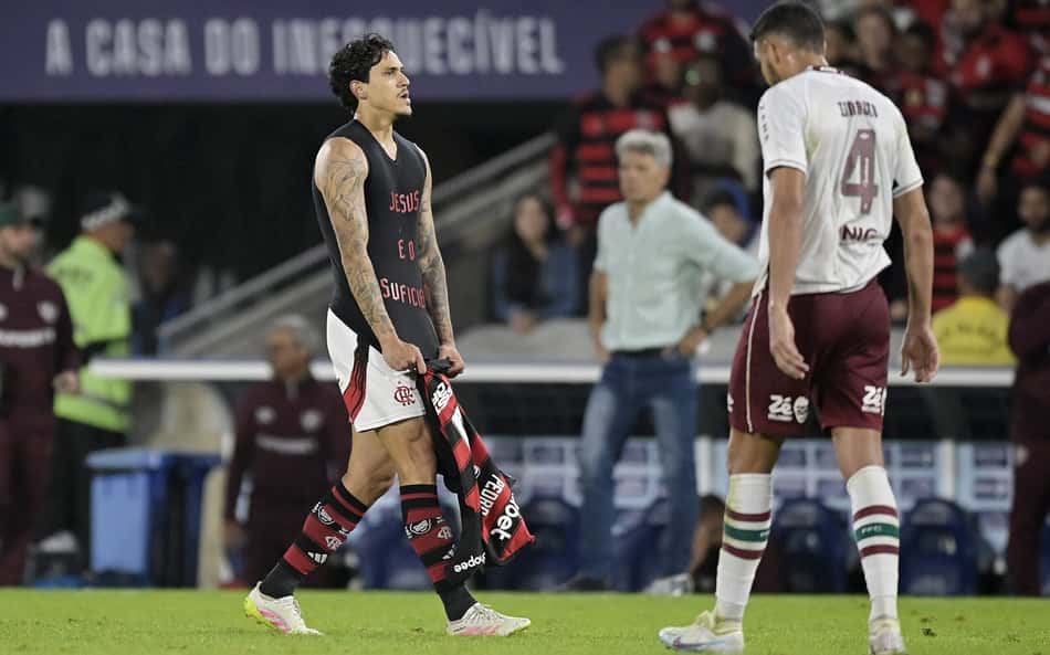 Fluminense jogou por uma bola, mas foi Pedro quem a encontrou