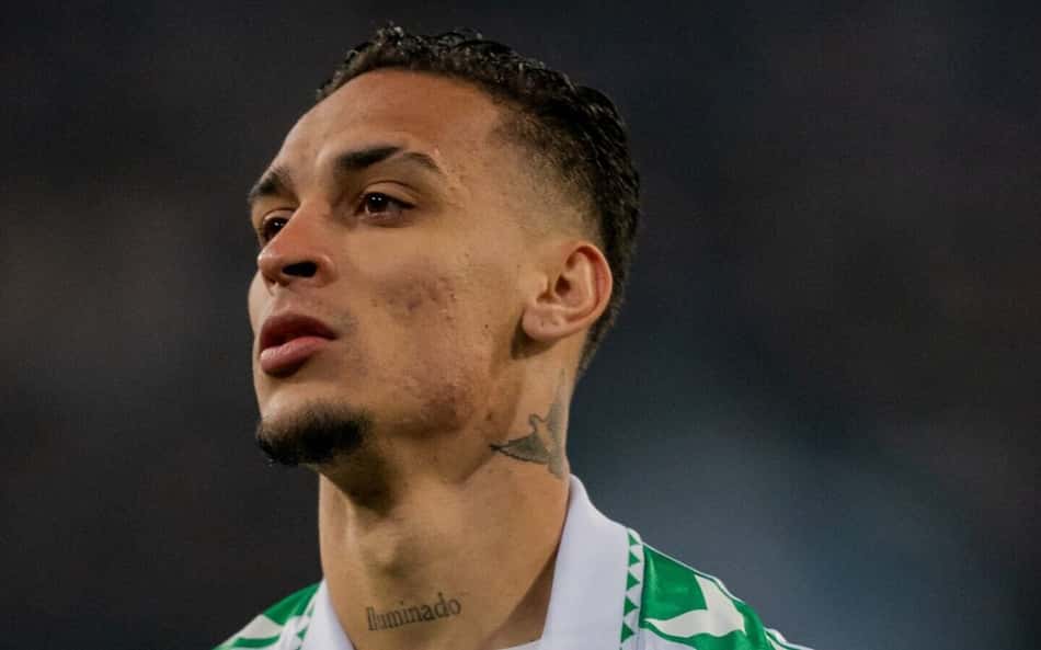 Clubes da Arábia Saudita preparam investida por Antony