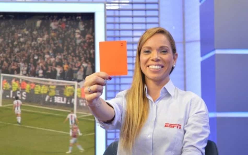 Renata Ruel discorda da arbitragem em lance polêmico de Fluminense x Al-Hilal
