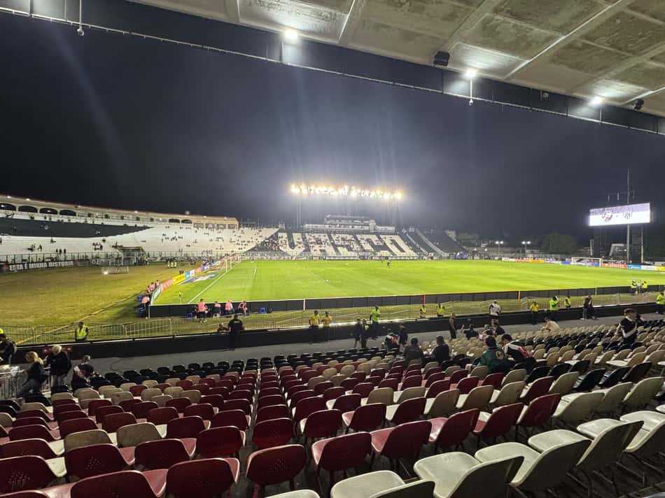 São Januário recebe Vasco x América de Cali