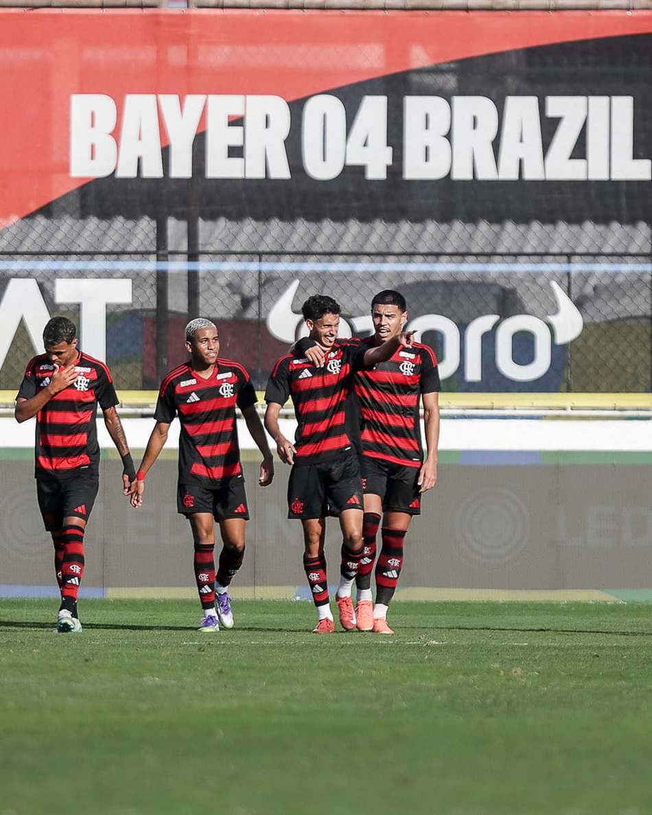 Sub-20 do Flamengo em amistoso contra o Bayer Leverkusen (Foto; Gilvan de Souza / Flamengo)