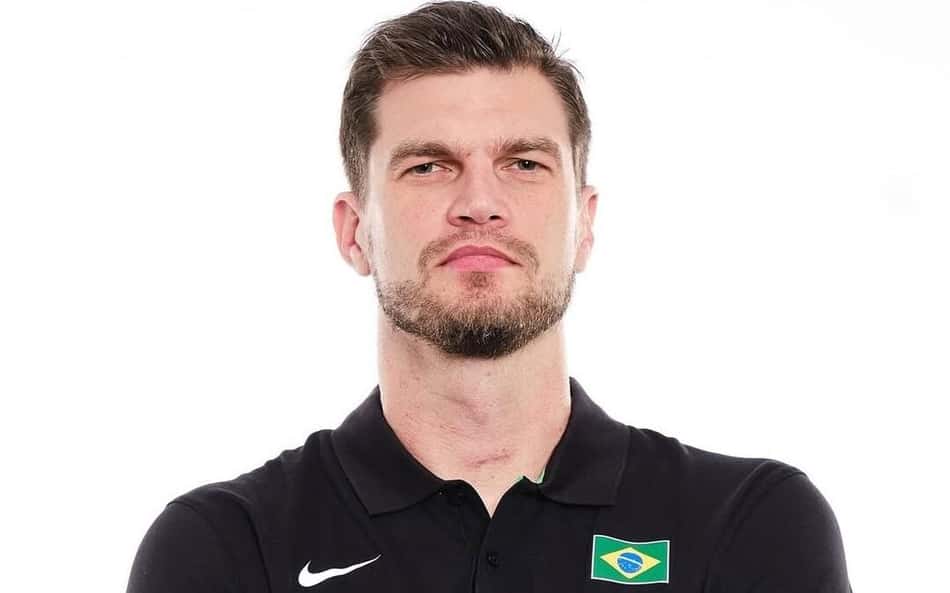 Tiago Splitter foi auxiliar técnico da Seleção Brasileira de Basquete nas Olimpíadas de Paris 2024 (Foto: Reprodução/Instagram: @tiagosplitter)