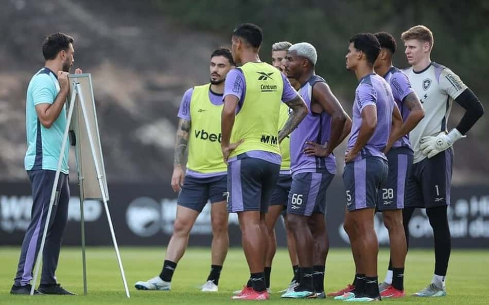 Allan e Savarino desfalcam o Botafogo contra o Sport; veja relacionados