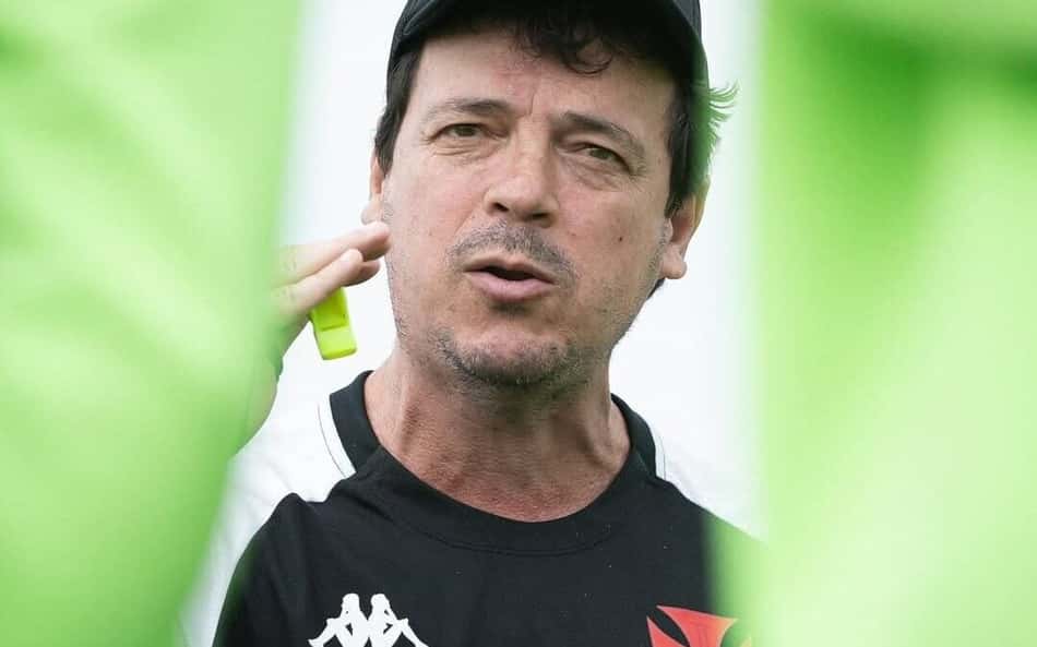Vasco está escalado para enfrentar o Grêmio no Brasileirão com novidade entre titulares