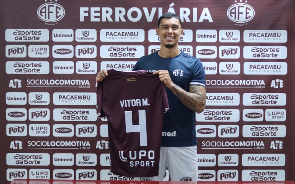 Zagueiro ex-Fluminense acerta com a Ferroviária