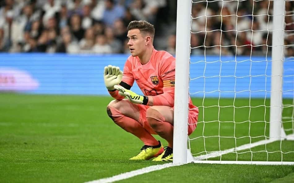 Barcelona trava batalha burocrática com ter Stegen; entenda