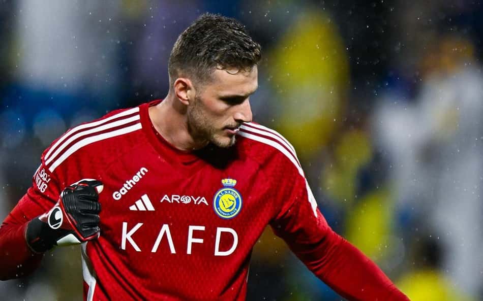 Convocado por Ancelotti, Bento tem futuro incerto no Al-Nassr após falha em final