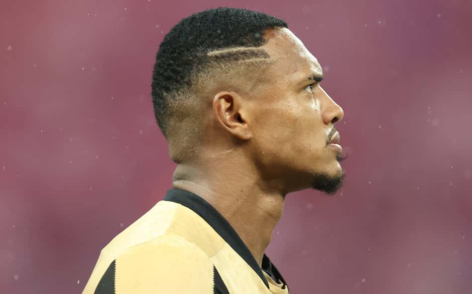 Europeus reagem à chegada de John à Premier League: 'Sinceramente'