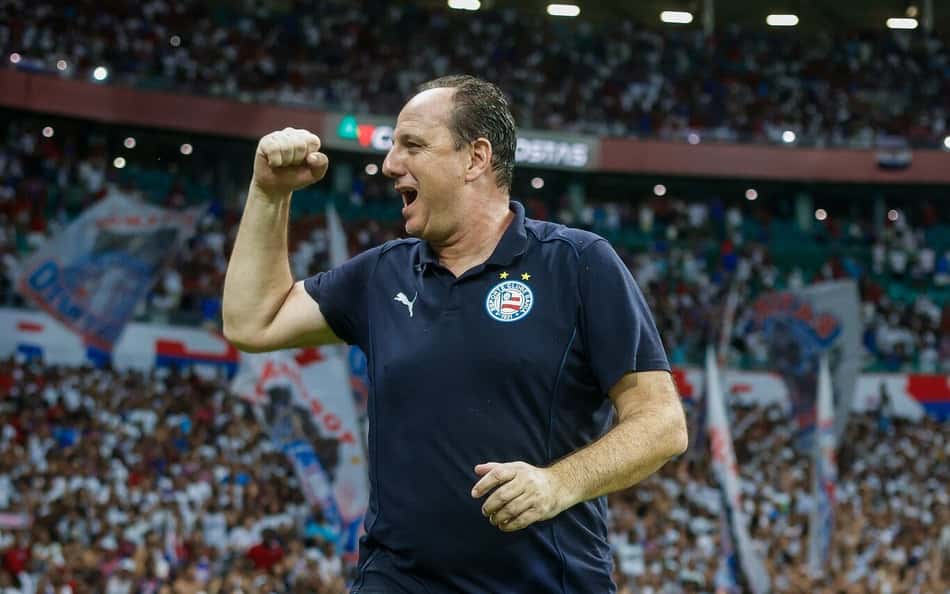 Demissão de técnico do Maringá faz Ceni alcançar marca 'histórica' no Bahia
