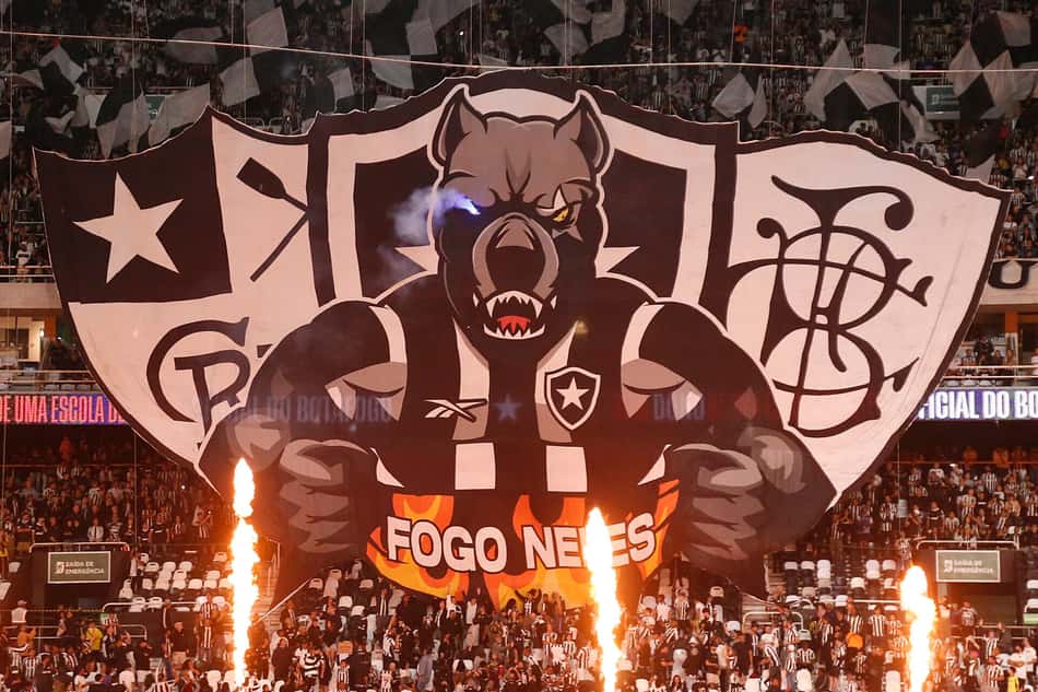 Torcida do Botafogo no Niton Santos (Foto: Vítor Silva/Botafogo)