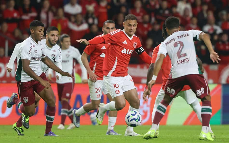 Escalação de Internacional x Flamengo: Roger Machado repete time da ida