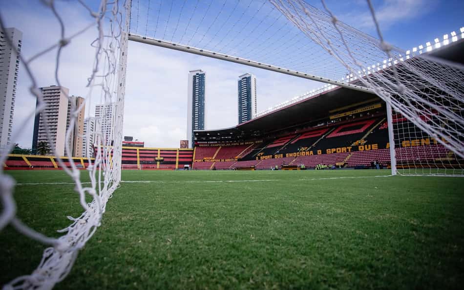 Sport e Bahia entram em campo com mudanças na escalação