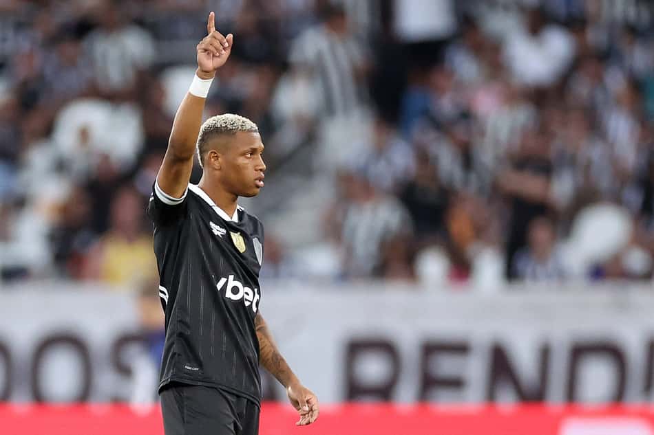 Danilo deve ser titular do Botafogo contra o Fortaleza (Foto: Vítor Silva/Botafogo)