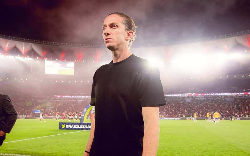 Flamengo espanta crise antes de jogo da Libertadores e amplia números do time de Filipe Luís