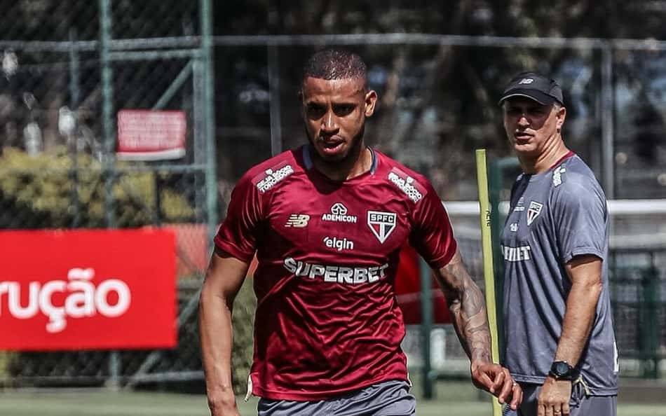 São Paulo inicia preparação para Libertadores e reforço faz primeiro treino com elenco