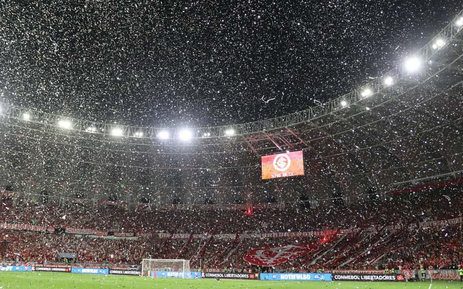 Análise: chuva de papel antes do tempo é a cara do Internacional