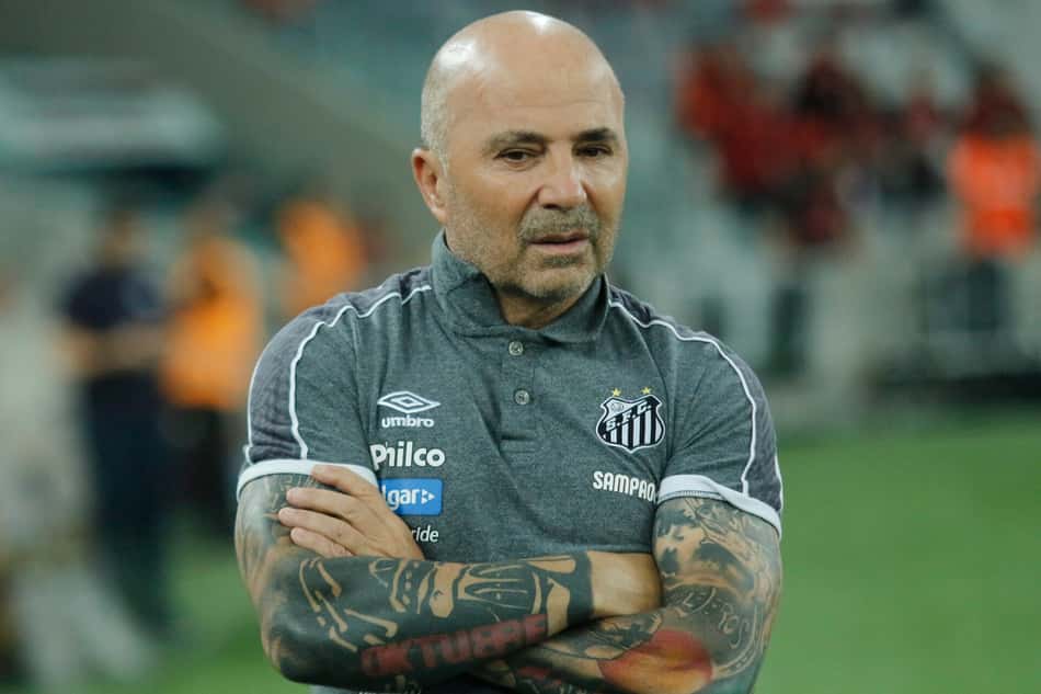 Jorge Sampaoli comandou o Santos em 2019; foi vice-campeão Brasileiro. (Foto: Gabriel Machado/AGIF)
