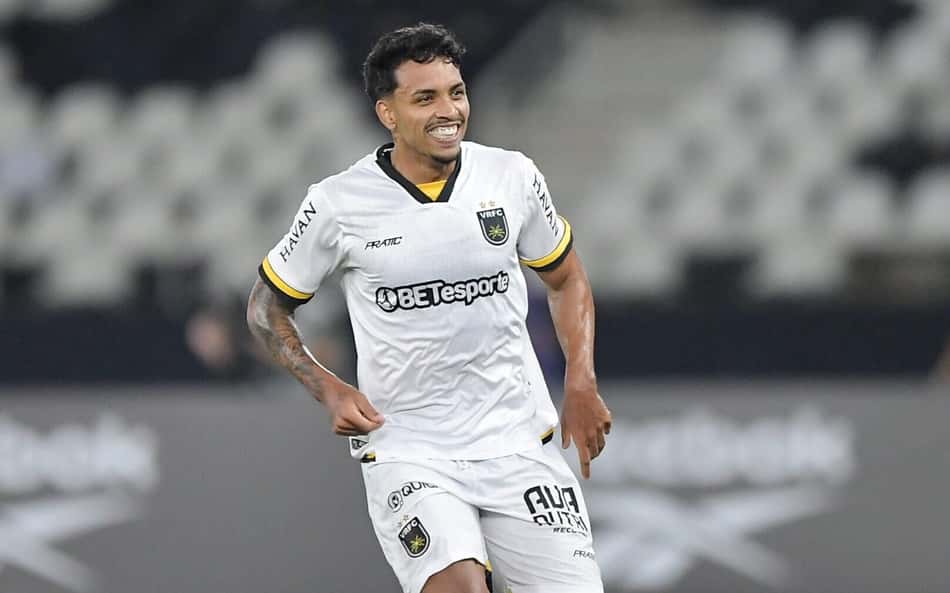 Botafogo avança pela contratação do zagueiro Gabriel Bahia