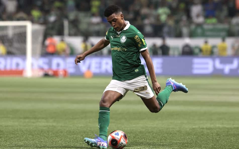 Palmeiras encaminha venda de Vanderlan ao grupo Red Bull; veja detalhes