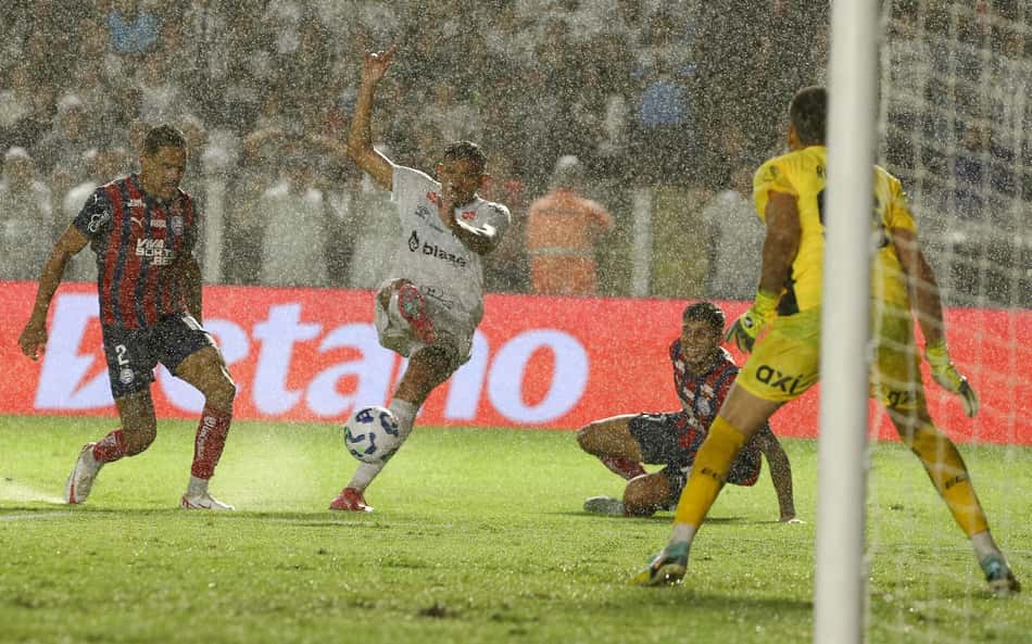 O que está em jogo para o Santos no duelo diante do Bahia?