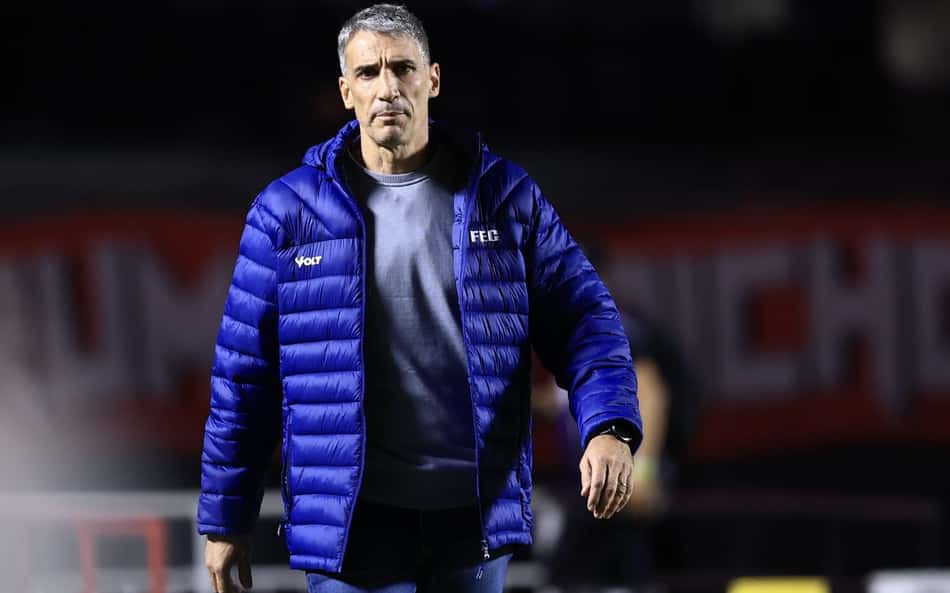 Santos anuncia a contratação Juan Pablo Vojvoda