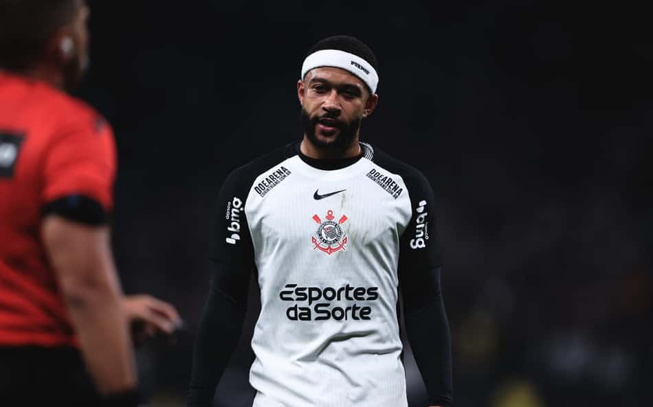 Corinthians confirma lesões de Carrillo e Memphis; veja detalhes
