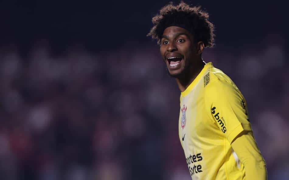 Hugo Souza confirma presença no jogo da volta contra o Athletico
