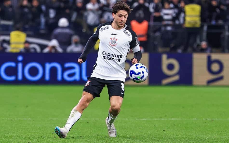 'Tem que cair': presidente do Talleres pressiona Corinthians por dívida de Garro