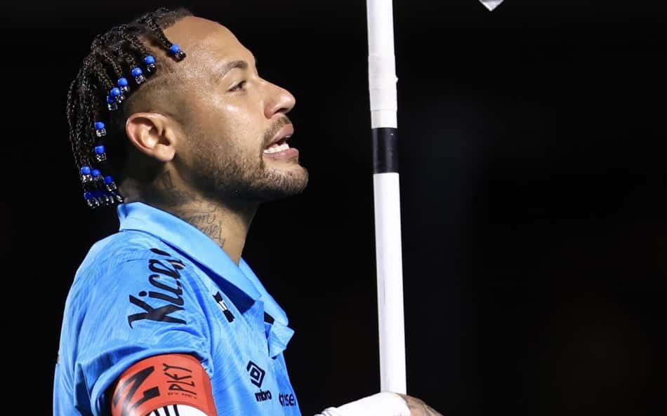 Neymar provoca rival após jogar no Morumbis: 'Quem manda aqui é o Santos'