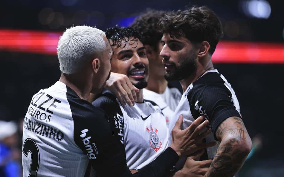 Melhores momentos: Corinthians faz 2 a 0 no Allianz e elimina o Palmeiras da Copa do Brasil
