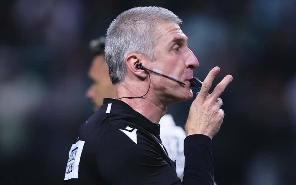 Atitude de Daronco com Yuri Alberto viraliza em Palmeiras x Corinthians: 'Que cena'