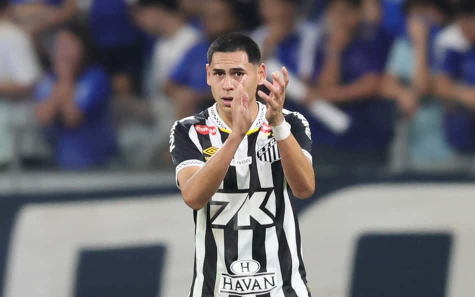 Do banco ao protagonismo: Caballero lidera reação do Santos no Mineirão
