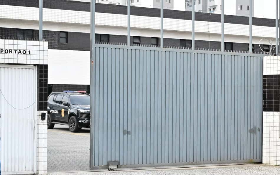 Torcida organizada divulga nota após invasão no CT do Santos; confira os bastidores