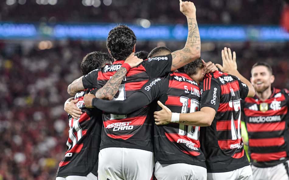 Convocação de titular do Flamengo divide opiniões: 'Chega a ser desrespeito'
