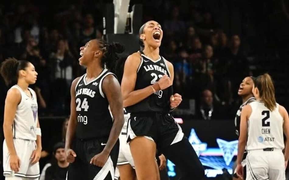 Jogadora da WNBA anota 30 pontos e quebra recorde