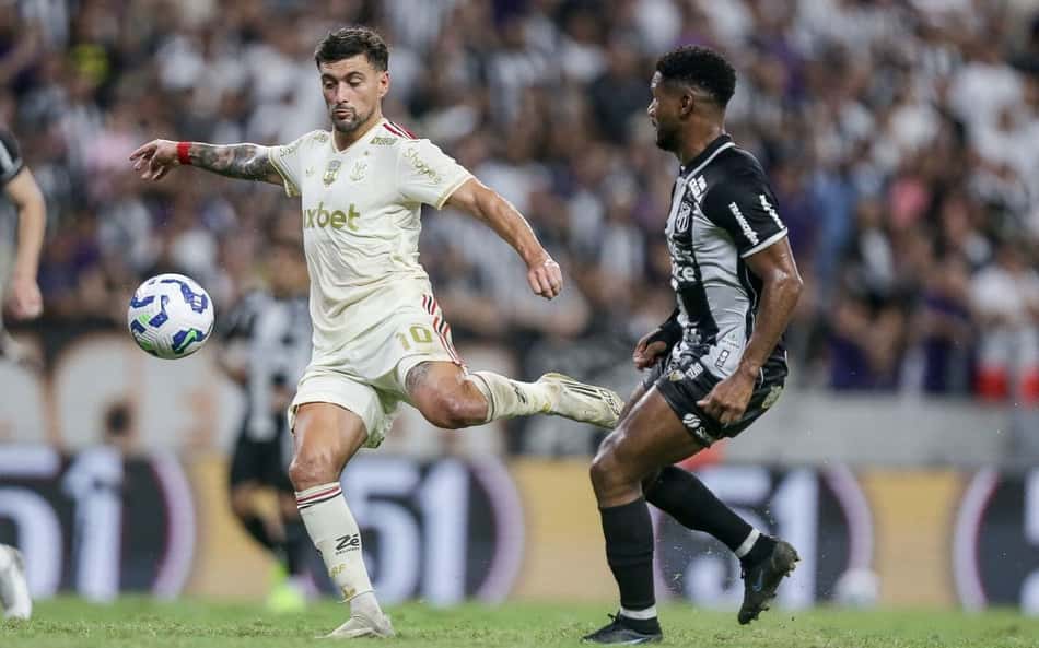 Melhores momentos: Flamengo cede empate ao Ceará, mas segue na liderança