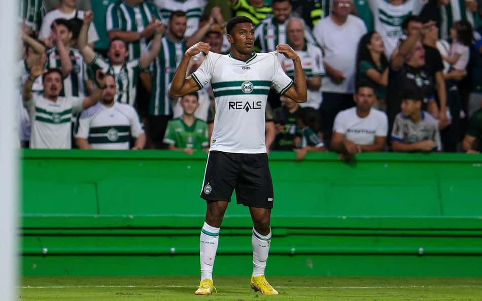 Coritiba empresta jovem atacante para clube do Uruguai