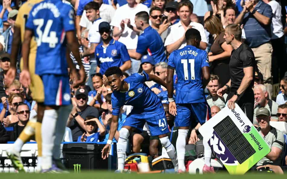 Em estreia de Estêvão, Chelsea empata com Crystal Palace pela Premier League