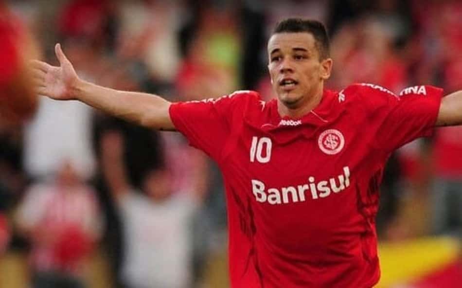 Internacional 4 x 0 Flamengo no Brasileirão 2014; Goleada em homenagem a Fernandão