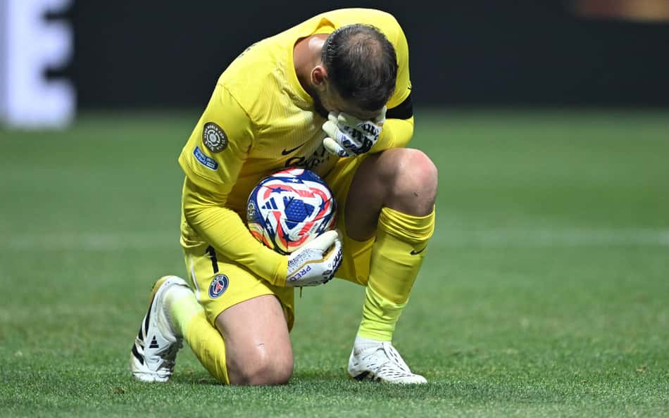 Empresário defende Donnarumma e dispara contra PSG: 'Chocados'