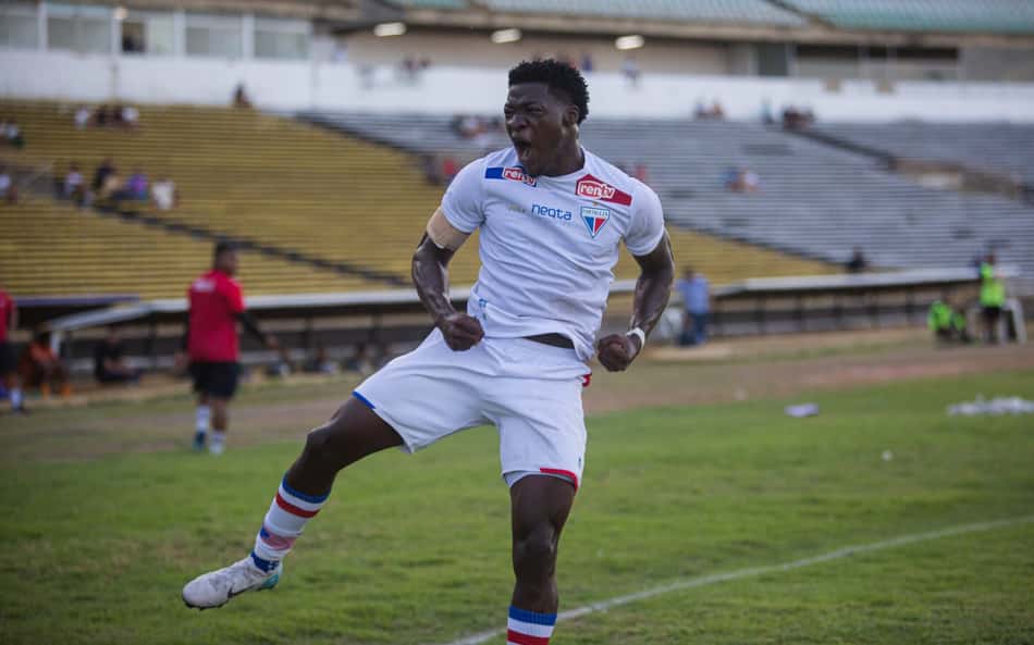 Nigeriano se destaca no sub-20 do Fortaleza e revela difícil adaptação ao Brasil