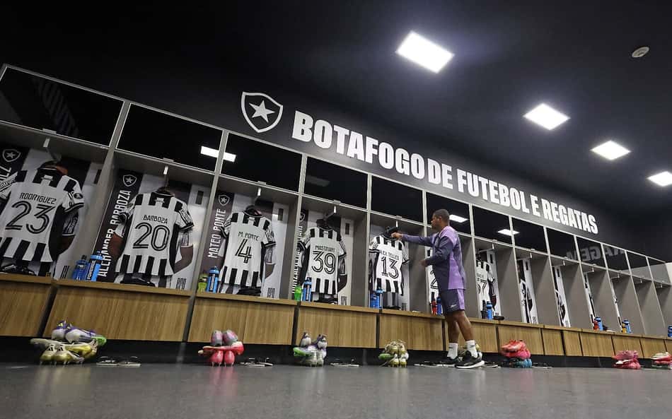 Com volta de John, Botafogo está escalado para duelo com a LDU pela Libertadores