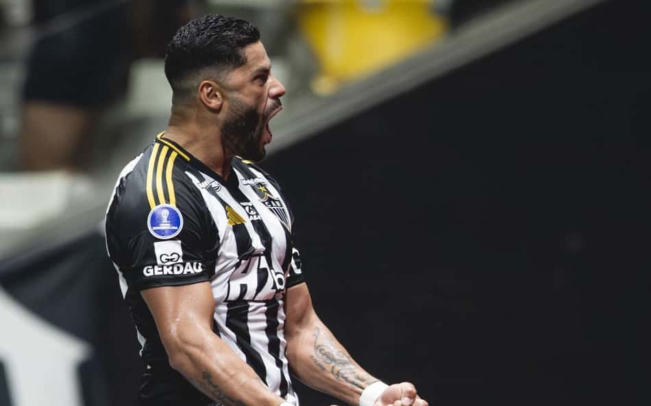 Hulk decide, e Atlético-MG vira sobre o Godoy Cruz pela Sul-Americana