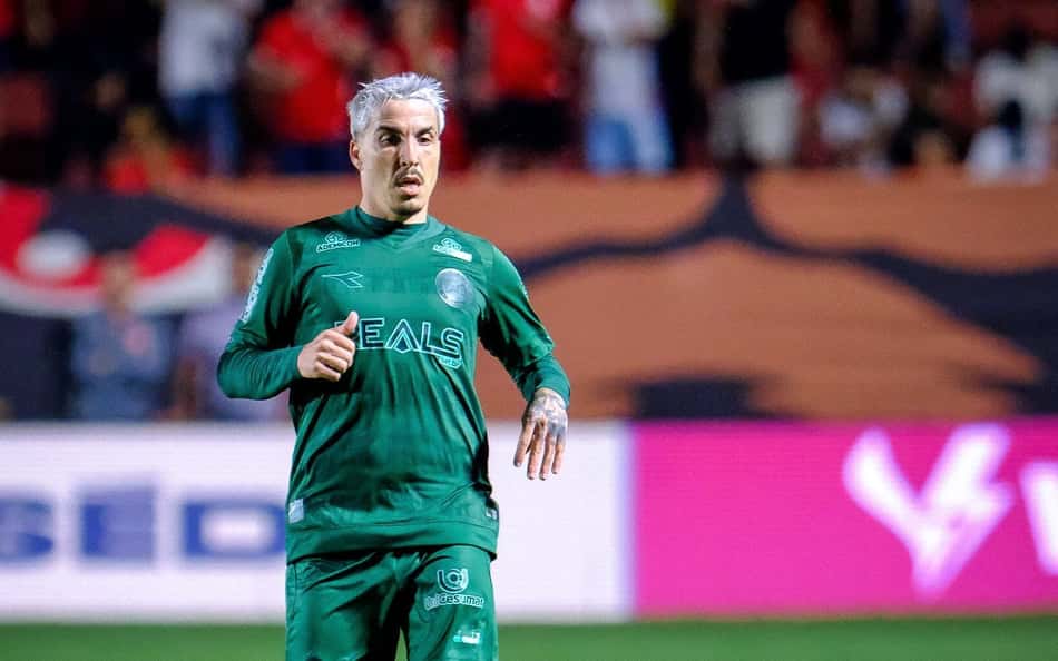 Coritiba retoma liderança da Série B, e Josué não se limita ao acesso: 'Queremos o título'