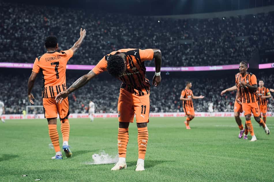 Kevin comemora gol marcado contra o Besiktas (Foto: Reprodução/Kevin)